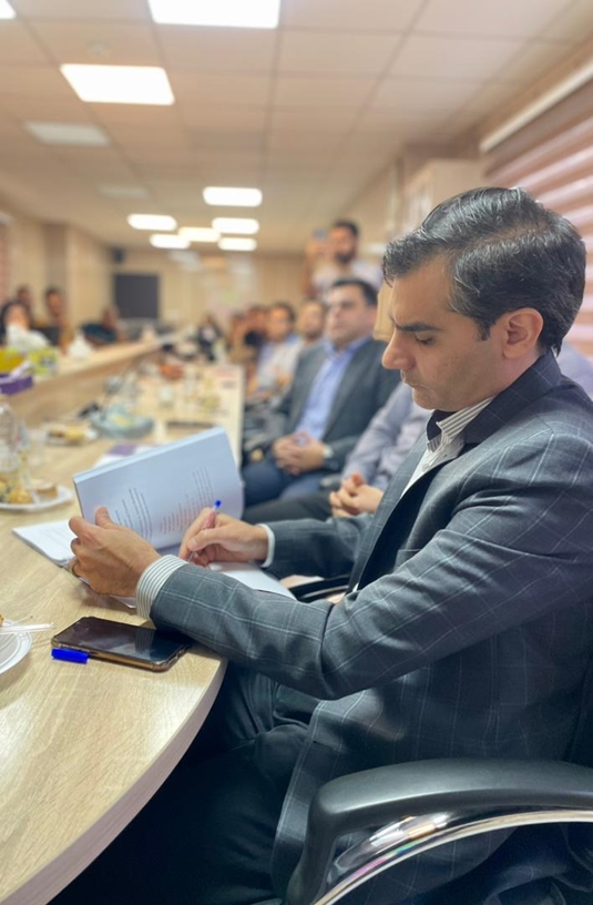  With the arrival of December 7th, Student Day, Dr. Amir Jamsheednezhad, Dean of the Faculty of Paramedical Sciences, issued a message to congratulate all students on this occasion